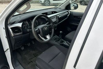 Toyota HiLux 2.4 D-4D Double Cab DLX 4x4