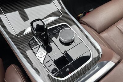 BMW X5 M50i