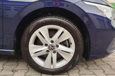 Volkswagen Golf VIII 2.0 TDI Life DSG