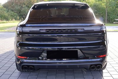 Porsche Cayenne Coupe Black Edition