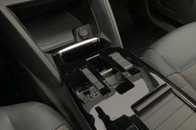 Citroen C4 X Puretech Shine S&S EAT8