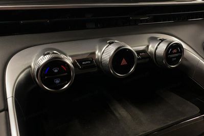Omoda 9 1.5 Super Hybrid AWD
