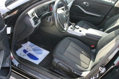 BMW Seria 3 318d aut