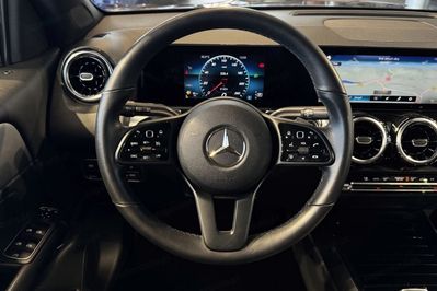 Mercedes GLB 200