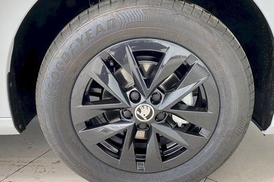 Skoda Fabia Drive 1.0 TSI DSG