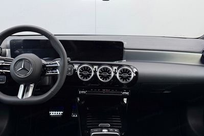 Mercedes CLA 200 AMG Line