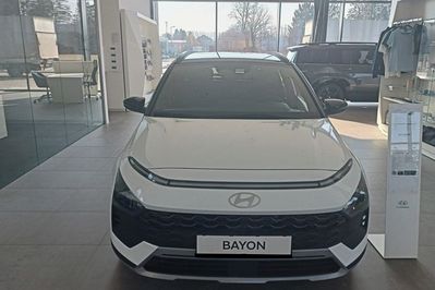 Hyundai Bayon 1.0 T-GDI Smart Black DCT
