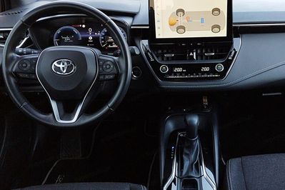 Toyota Corolla 1.8 Hybrid Comfort