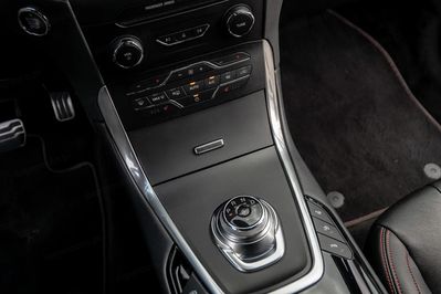 Ford S-MAX 2.0 EcoBlue ST-Line