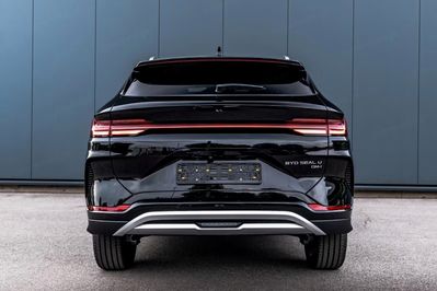 BYD Seal U DM-i  Design AWD