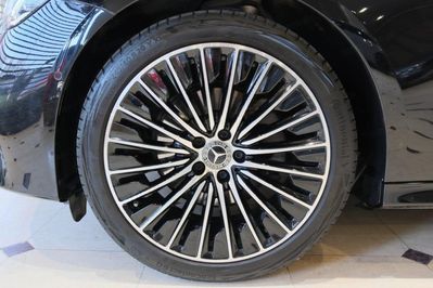 Mercedes E Klasa 220 d  4-Matic Exclusive