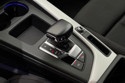 Audi A4 35 TFSI S Line
