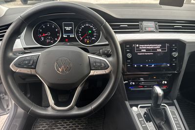 Volkswagen Passat Business  1.5 TSI EVO DSG
