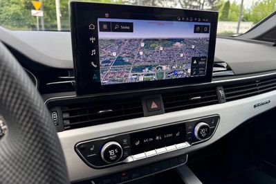 Audi A4 40 TFSI quattro S Line