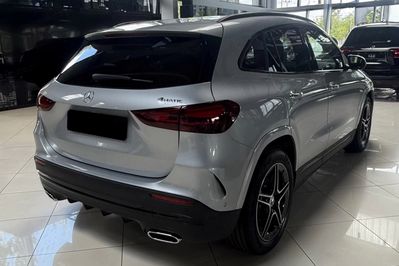 Mercedes GLA 220  4-Matic AMG Line