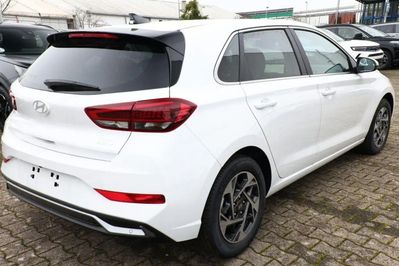 Hyundai i30 1.6 T-GDI Smart DCT