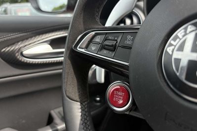 Alfa Romeo Giulia 2.9 Bi Turbo V6 Quadrifoglio
