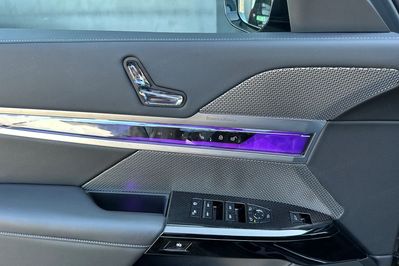BMW i7 105.7kWh M70 xDrive