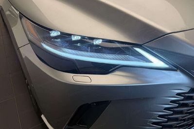 Lexus RX 450h+ Omotenashi 2.5 Hybrid Plug-in