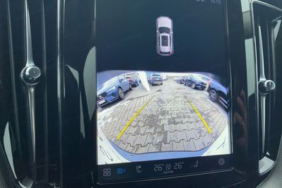 Volvo XC60 B5 B AWD Plus Dark