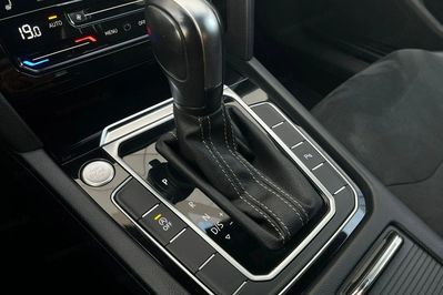 Volkswagen Arteon 2.0 TSI GPF R-Line DSG