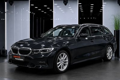 BMW Seria 3 330e xDrive Sport Line aut