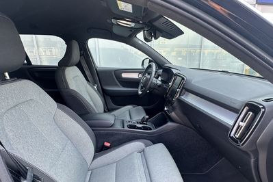 Volvo XC40 B3 Essential aut
