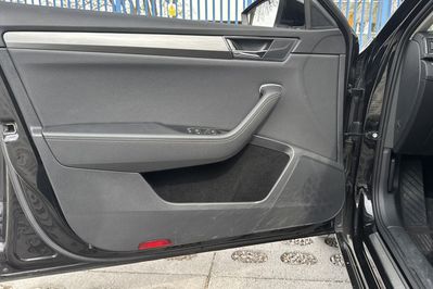 Skoda Superb Style 2.0 TSI  DSG