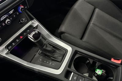 Audi Q3 35 TFSI mHEV S-Line S tronic