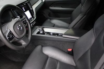 Volvo V60 B4 D Cross Country