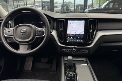 Volvo XC60 B5 B AWD Momentum Pro aut