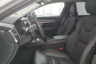Volvo V90 T6 AWD Plug-In Hybrid Plus Bright