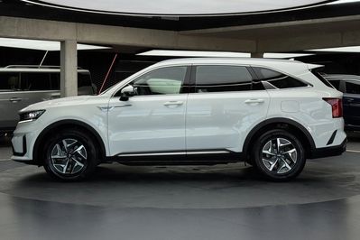 Kia Sorento 1.6 HEV M