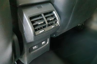 Citroen C4 X PureTech Shine Pack S&S EAT8