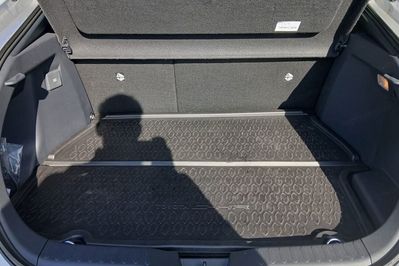 Toyota C-HR PHEV Dynamic Force Executive