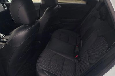 Kia Ceed 1.5 T-GDI L Business Line DCT