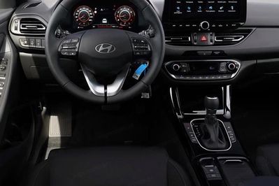 Hyundai i30 1.5 T-GDI 48V Smart DCT