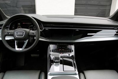 Audi Q7 50 TDI quattro S Line