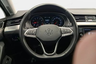 Volkswagen Passat 1.5 TSI EVO Elegance
