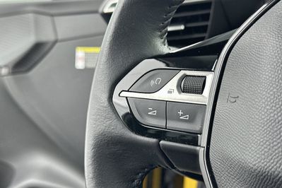 Peugeot 208 Allure BEV 50kWh AT