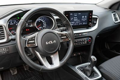 Kia Ceed 1.5 T-GDI M