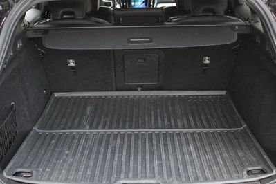 Volvo V60 B4 D Plus Dark