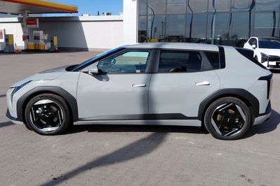 Kia EV4 81.4kWh Business Line