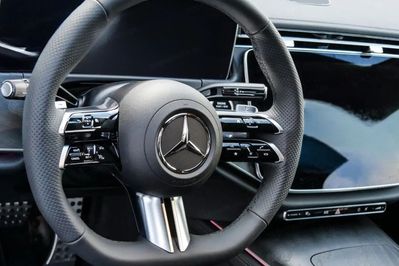 Mercedes Klasa E 220 d 4-Matic AMG