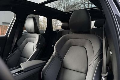 Volvo XC60 B5 AWD Ultra Black Edition