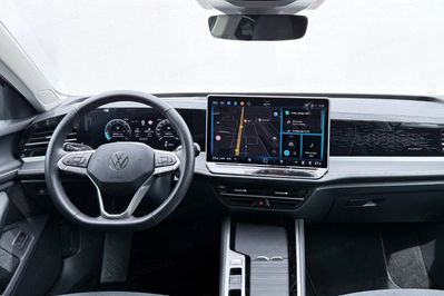 Volkswagen Passat Variant TDI EVO Elegance DSG