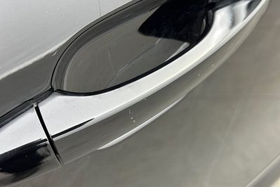Citroen C4 Shine 1.5 BlueHDI EAT8