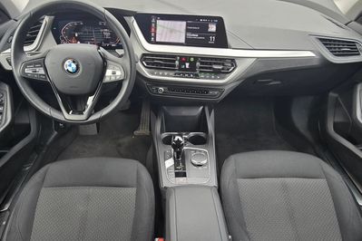 BMW Seria 1 118i Advantage aut