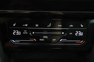 Volkswagen Passat 2.0 TDI 4Mot. Elegance DSG
