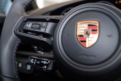 Porsche Panamera 4 E-Hybrid